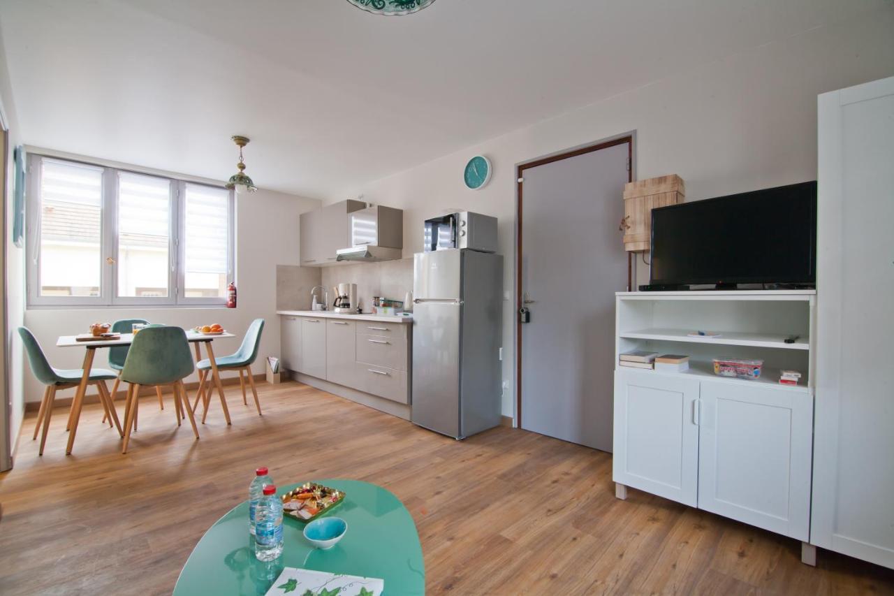 Superlogis Troyes - Le Cadre Vert - Studio Grand Confort - Netflix - Parking Saint-Julien-les-Villas ภายนอก รูปภาพ